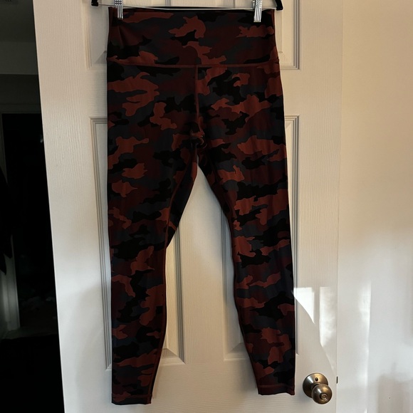 Luluemon Size 12, Wunder Under high rise leggings. Red camo print - Picture 1 of 2